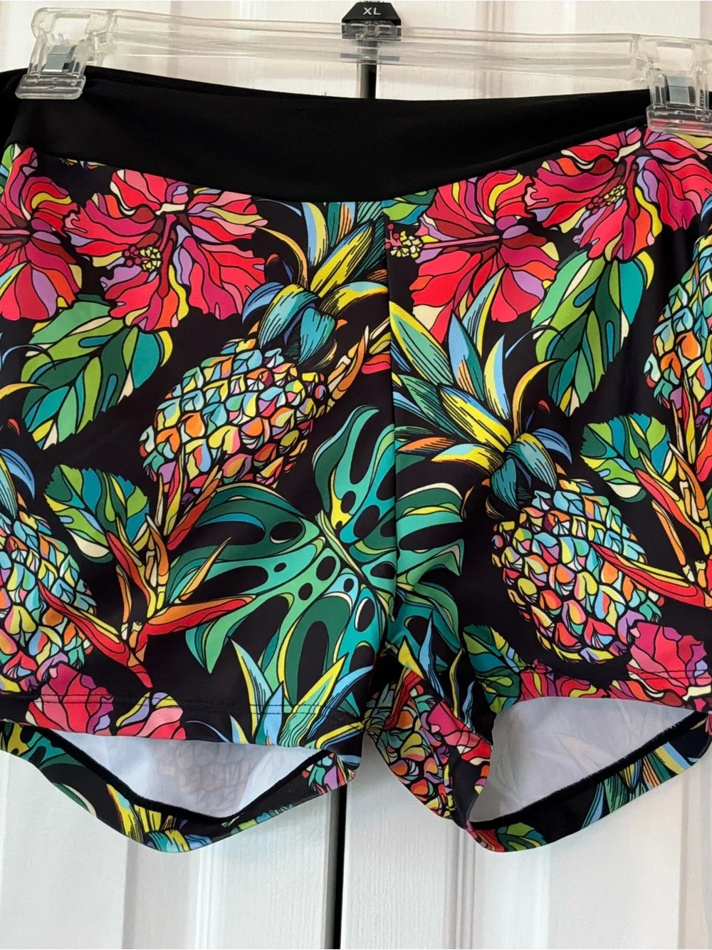 N/A pineapple tropical